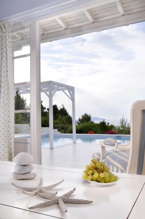 Anemolia Villas With Private Pools Near The Most Beautiful Beaches Of Alonissos Isomata Luaran gambar