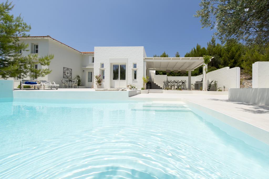 Anemolia Villas With Private Pools Near The Most Beautiful Beaches Of Alonissos Isomata Luaran gambar